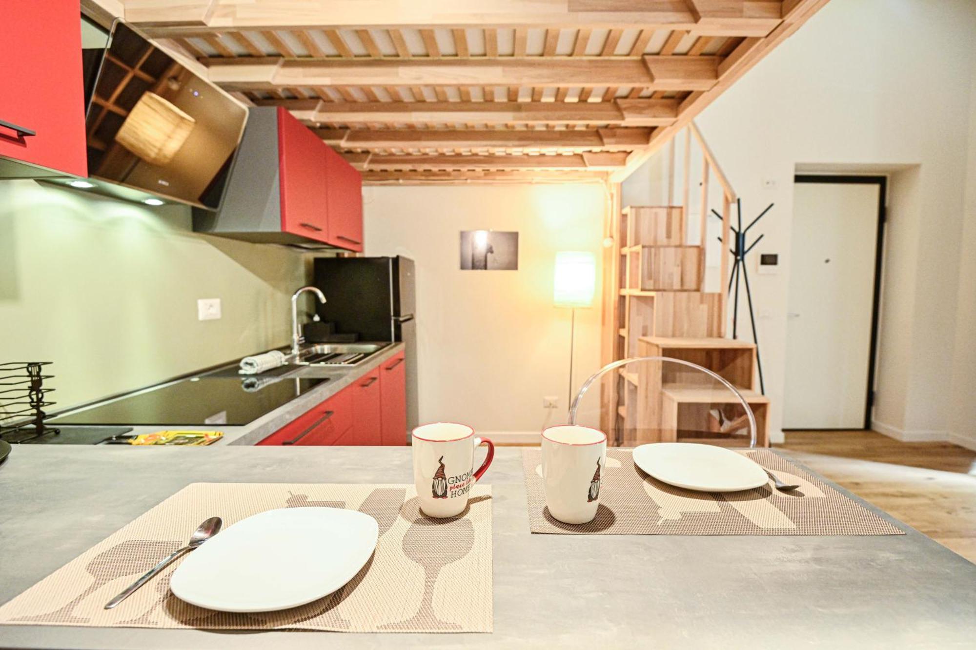 Top Living Apartments - Appartamenti Saluzzo 都灵 外观 照片